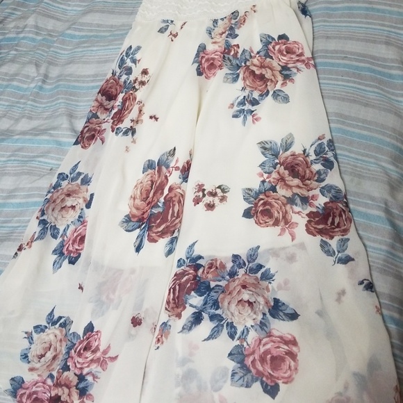 rue 21 size large floral dress - Picture 3 of 4